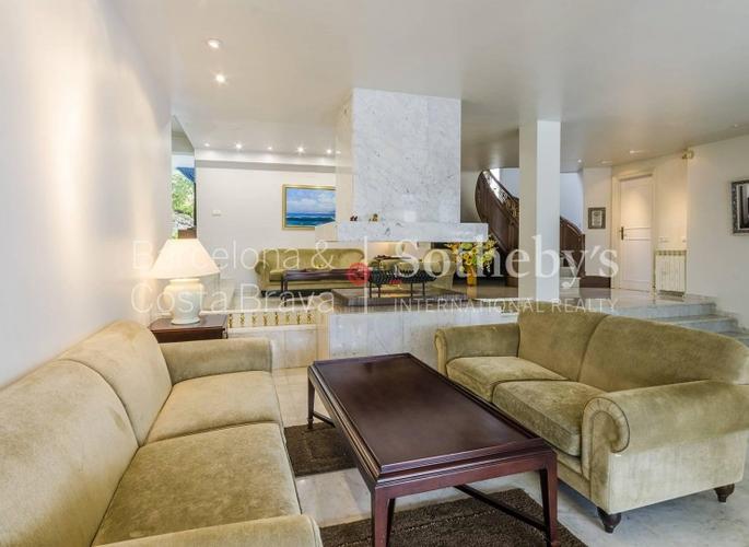 西班牙房价多少钱一平