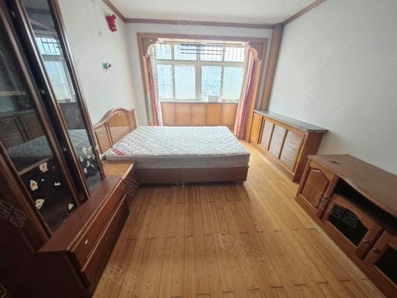 青岛洪山坡小区二手房