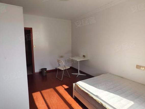 奉贤柘林目华新村房价