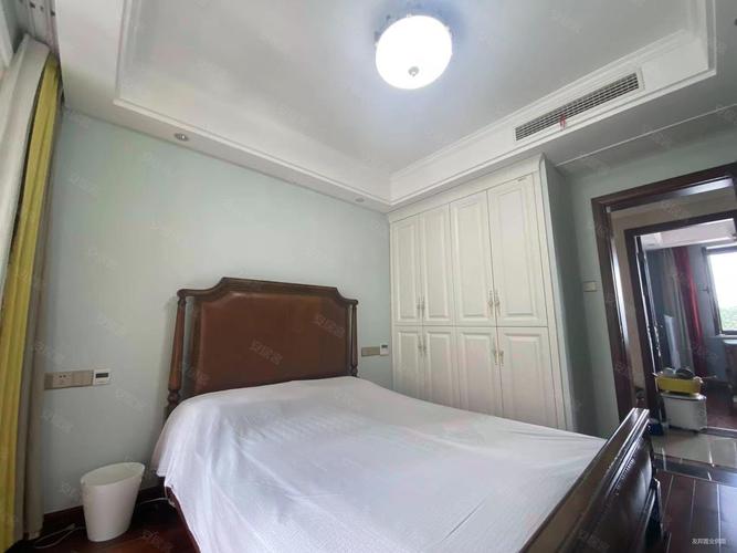 张家港吾悦华府二手房