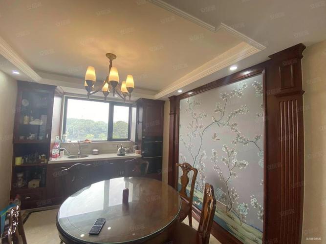 张家港吾悦华府二手房