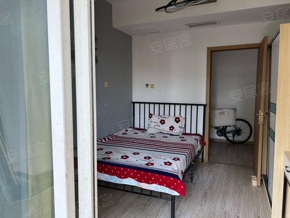 成都天鹅湖花园二手房