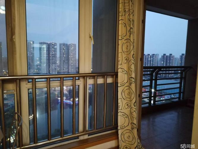 成都天鹅湖花园二手房