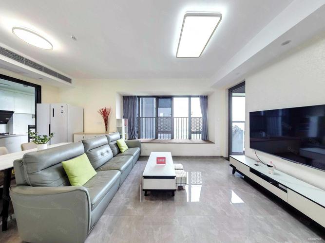 成都天鹅湖花园二手房