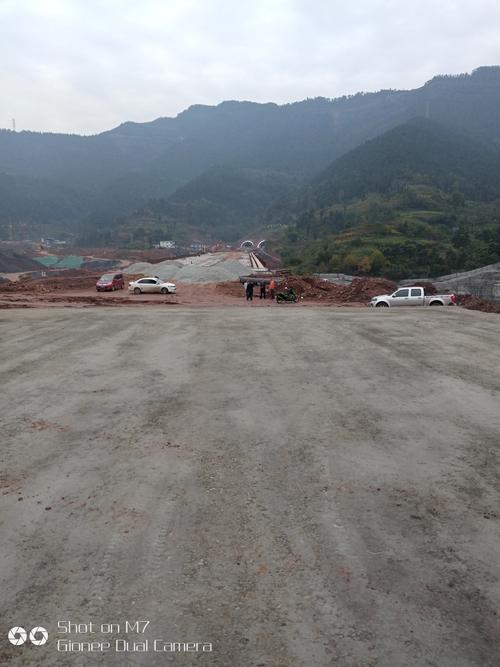 达州凤凰山隧道最新进度