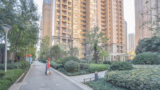 郑州市普罗旺世房价