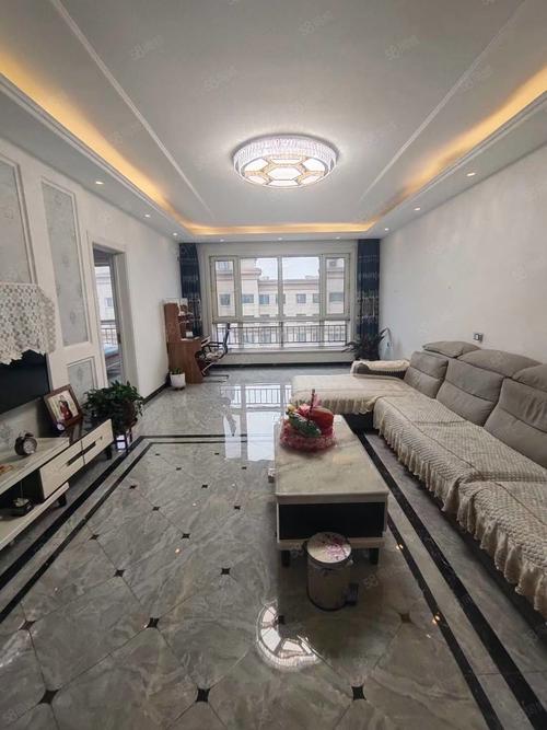 牡丹江绿洲春城二手房