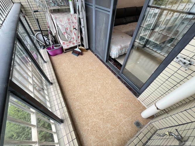 东莞长安富山居房价