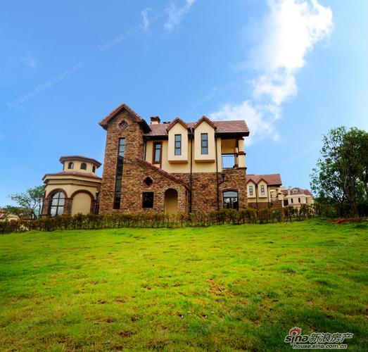 黄山纳尼亚小镇房价