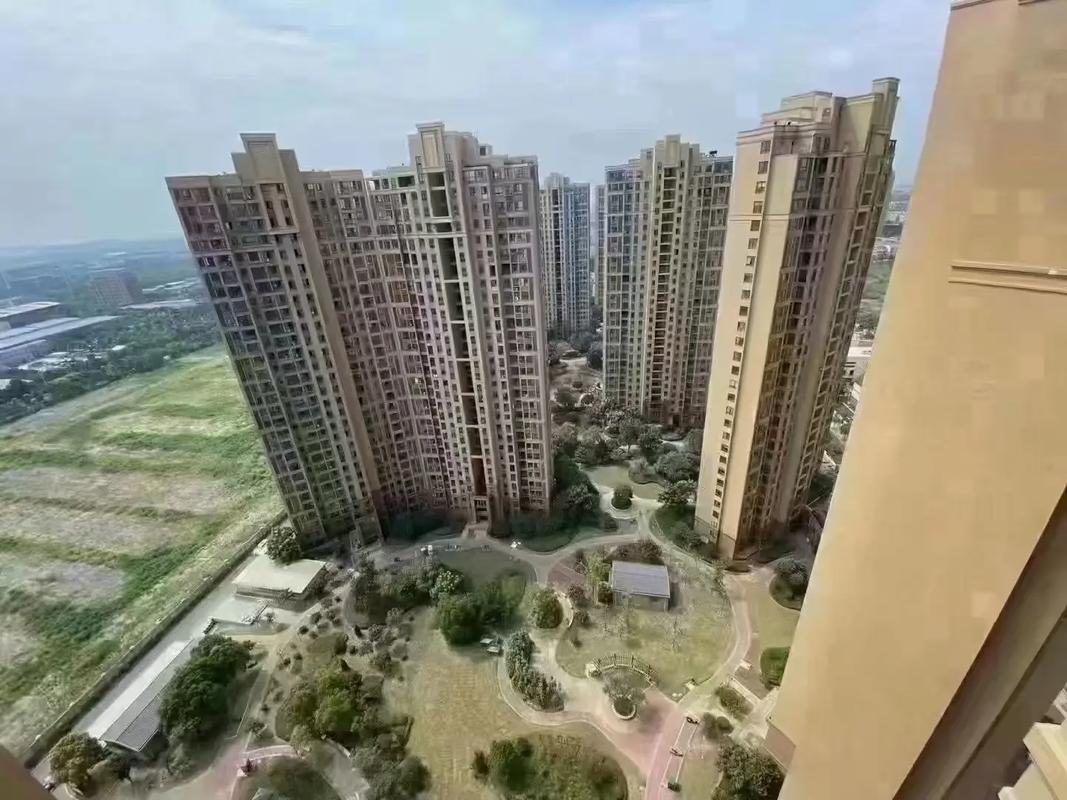 荆州恒隆四季城房价