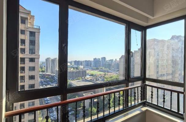 唐山仁恒湖滨城二手房