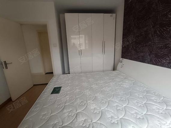 中北镇假日风景二手房