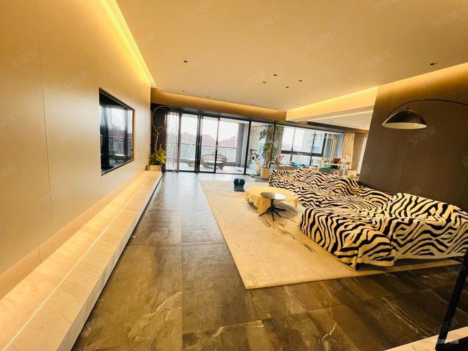 金华蓝湾上林院二手房