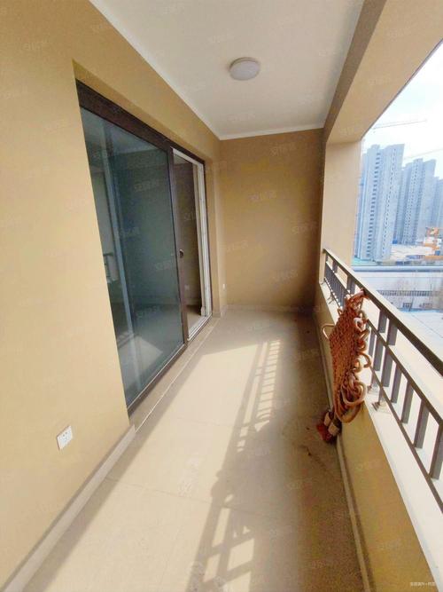 融创紫泉枫丹二手房