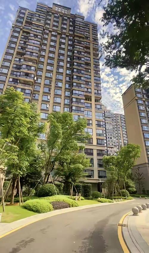 陆家常发豪郡最新价格