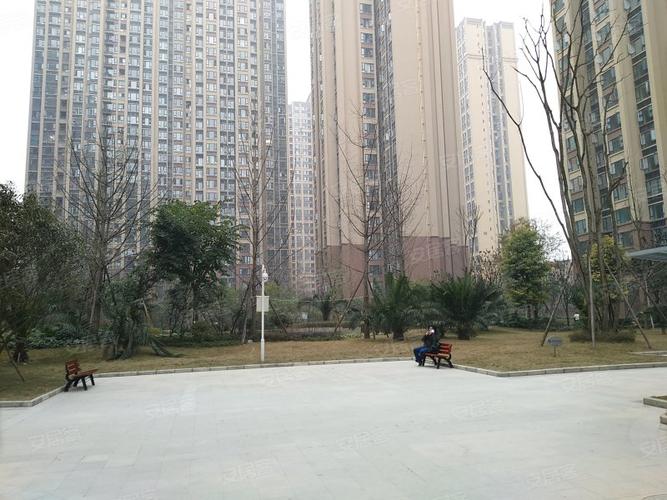 成都交大归谷二手房