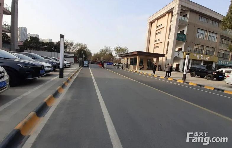 常熟湖畔现代城房价