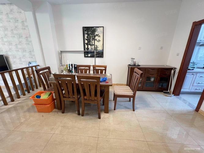 团泊湖林奇郡二手房