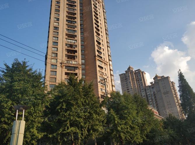 桐乡东湖金悦二手房