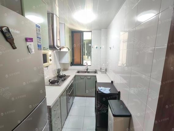 卢湾都市花园二手房