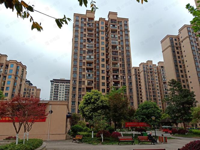 金川花苑二手房出售