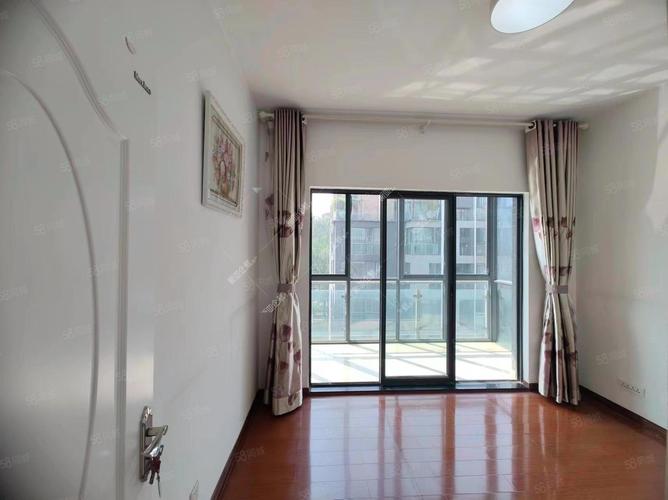 滇池卫城尚层二手房