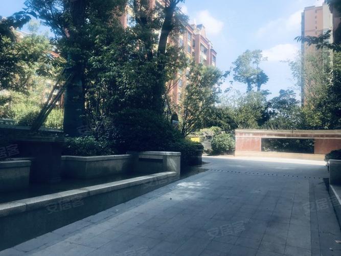 信阳冠景瑞园二手房