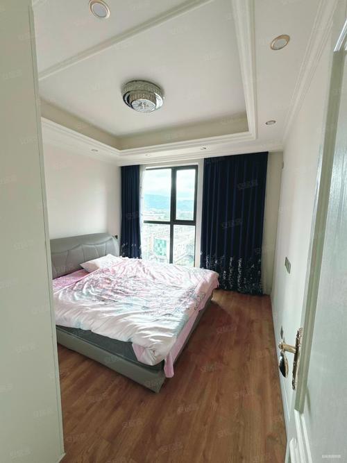 金龙星岛国际二手房