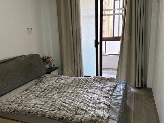 江阴芙蓉华都二手房