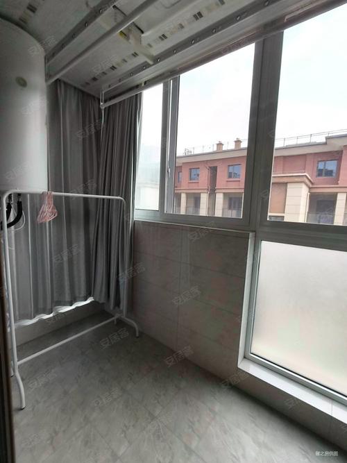 溧水蓝湖西岸二手房