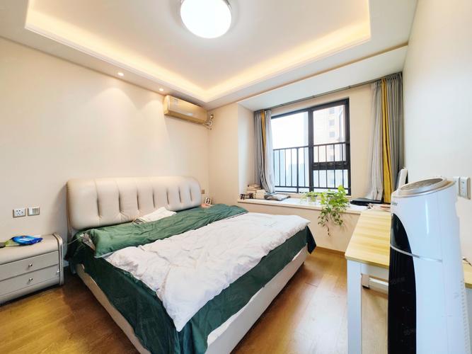 亚新美好城邦二手房