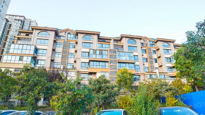 许昌阳光花墅二手房