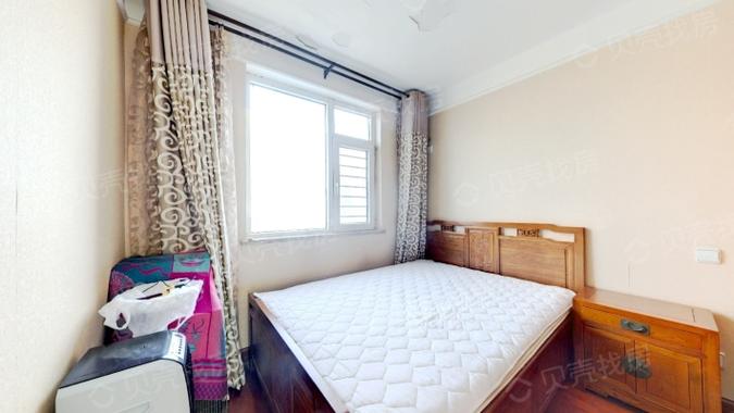 青岛依山半岛二手房