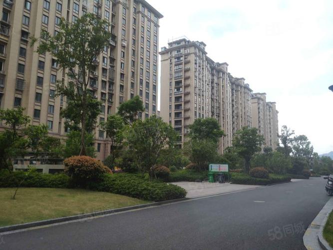 诸暨孔雀城房价多少