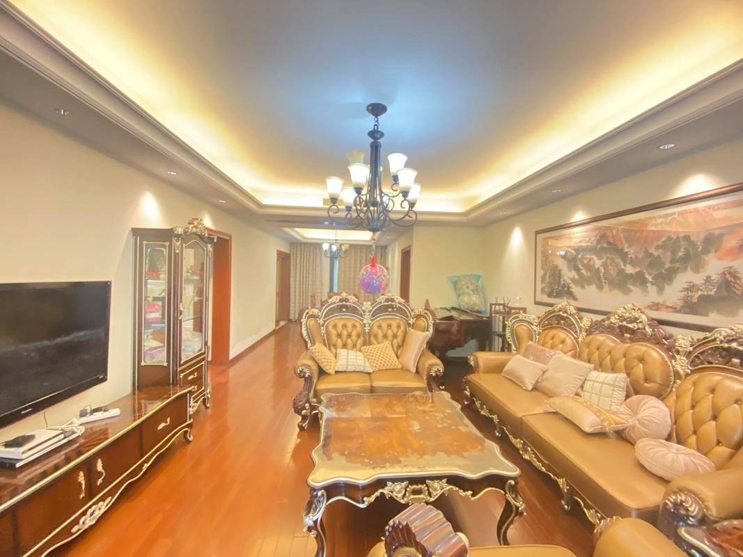 金桥瑞士花园二手房