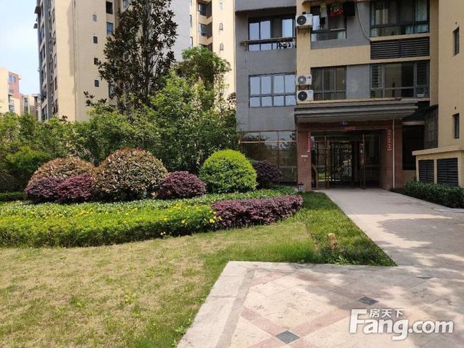 鸿通春天花城最新房价