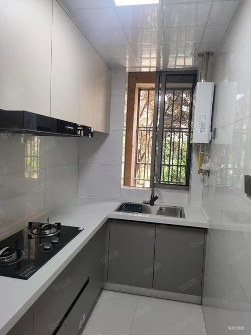 莱芜中央华府二手房