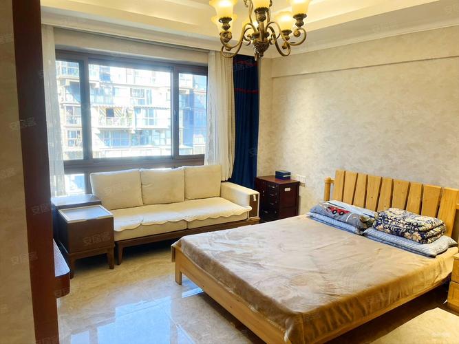 新景国际外滩二手房