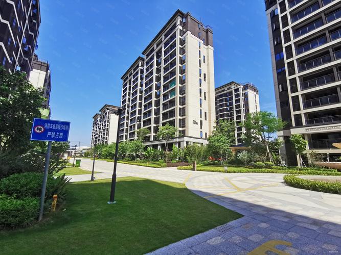 厦门宝嘉誉峰二手房