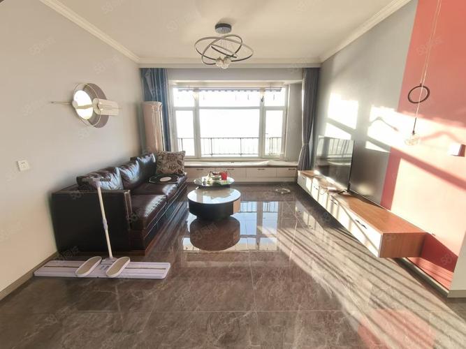 锦州东湖天玺二手房