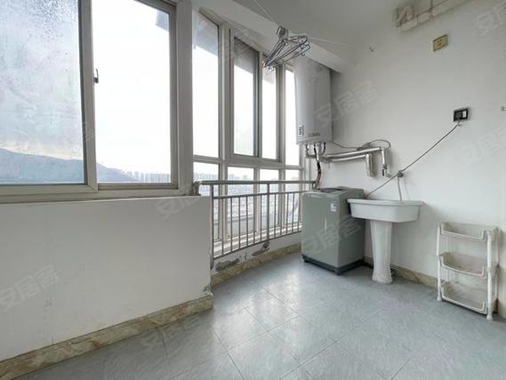 济南依山新居二手房