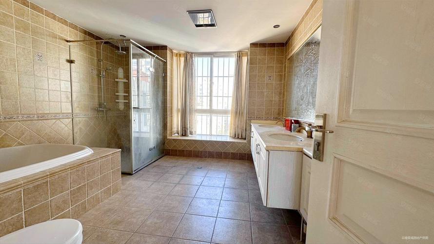 青岛盛世豪庭二手房