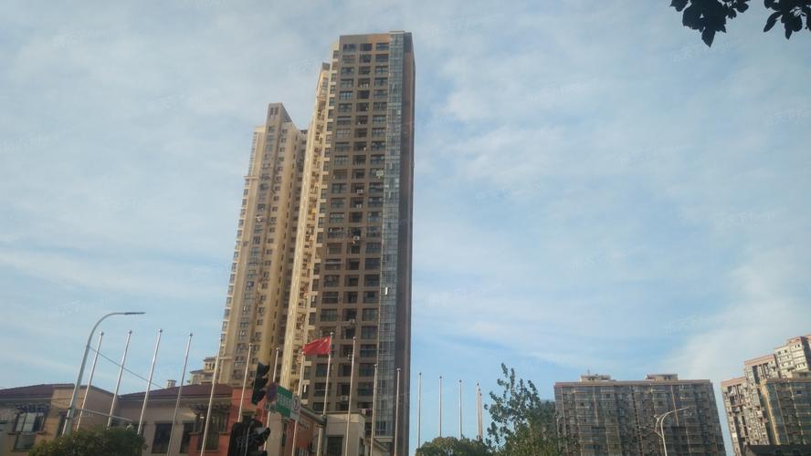 香溢花城三期房价