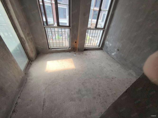 南京御湖国际二手房