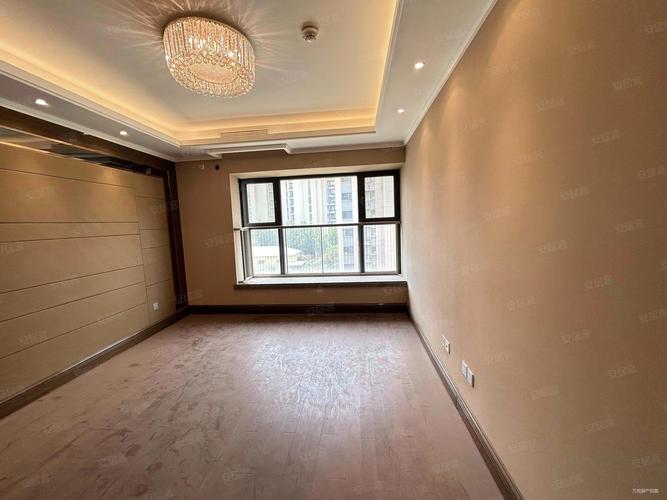 恒大龙奥御苑二手房