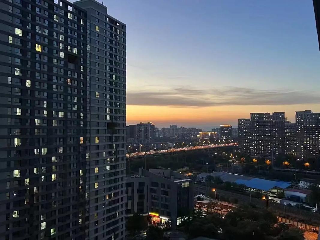 北京超级蜂巢房价