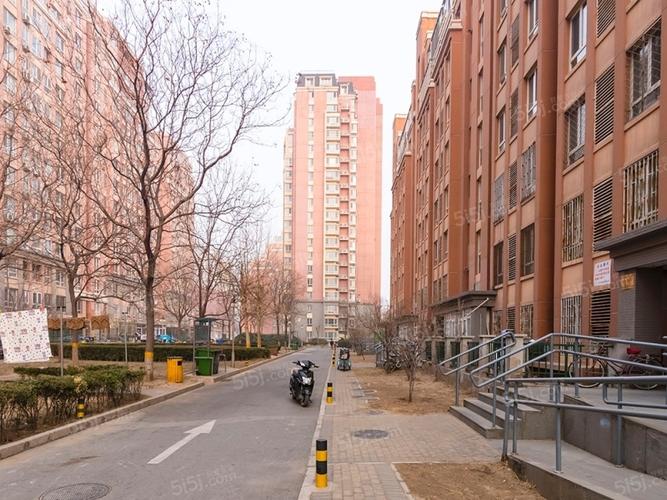 万年花城三期房价