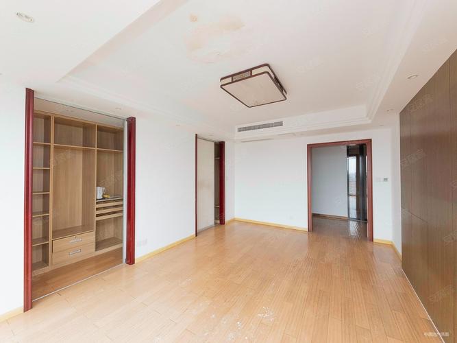 西钓鱼台嘉园二手房