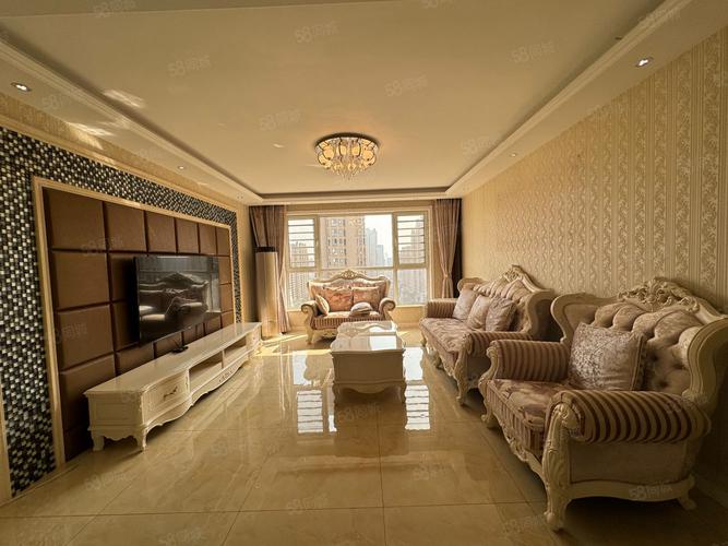 天成郡府西区二手房