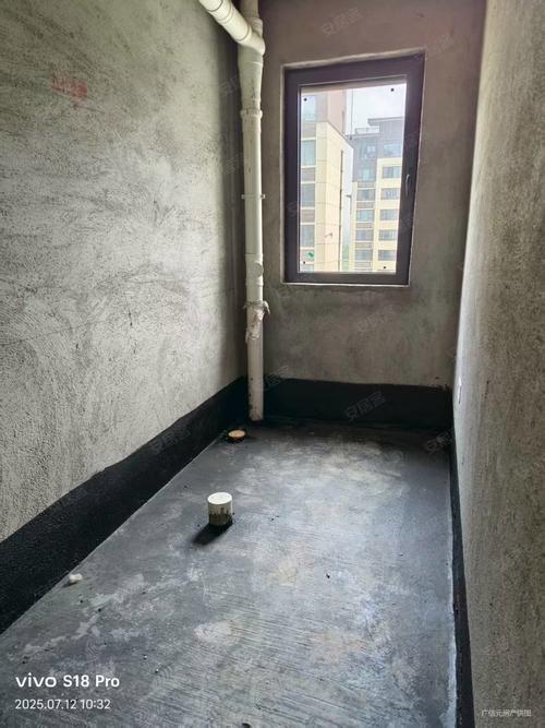 鹤壁漓江柳岸二手房